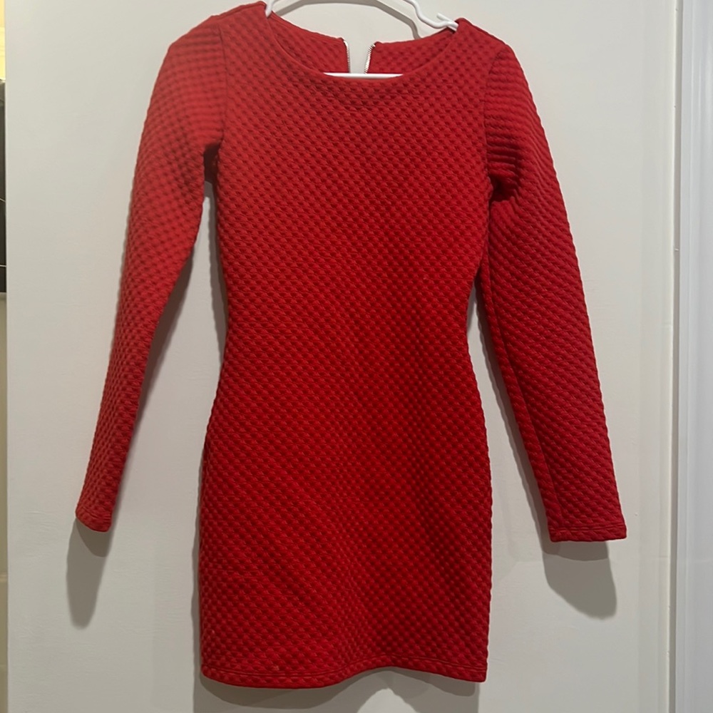 Red long sleeve body con dress